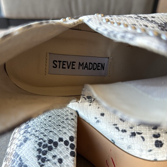 Steve Madden Natural Leather Snake Print Ankle Booties - Picture 4 of 5